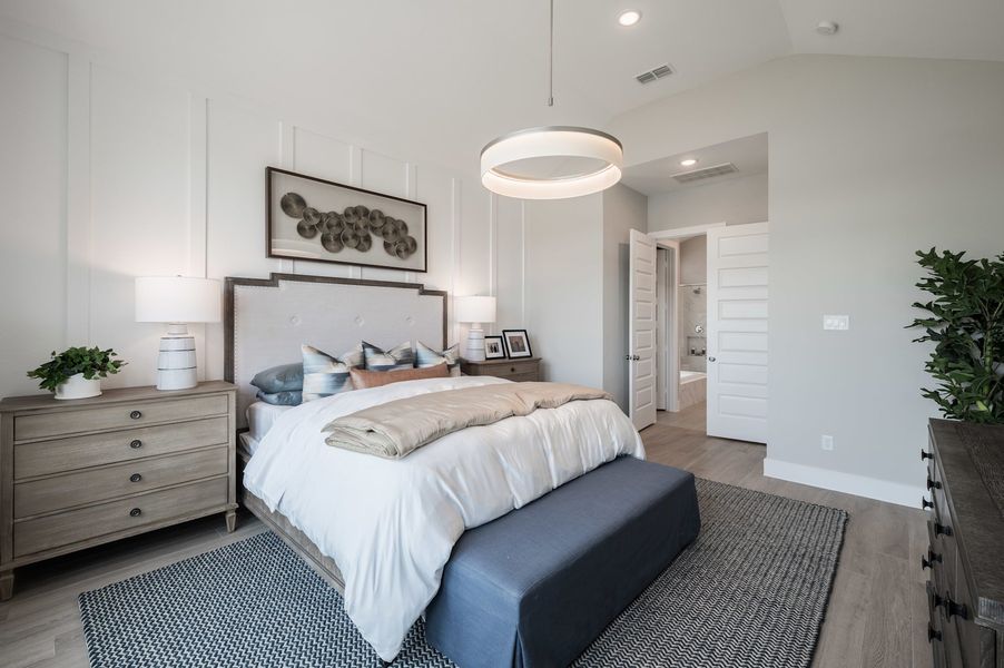 Representative furnished interior of a home built from the Verdin by Tri Pointe Homes in Pecan Ridge, Fulshear (Image 79).