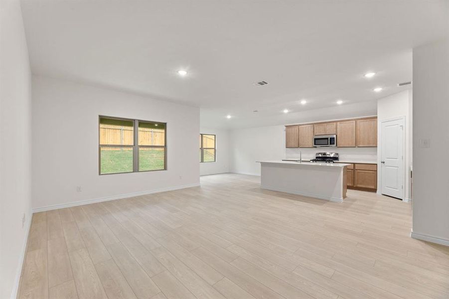 17-SQFT-0105 17-SQFT-0105