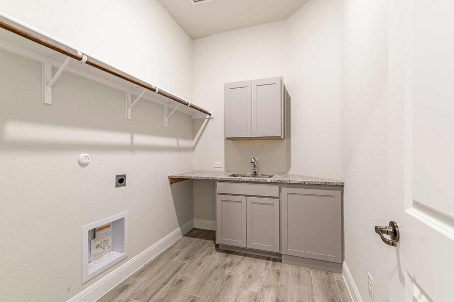 Image 30 representing the The Fredericksburg by David Weekley Homes in Megans Landing – Half-Acre Homesites, Castroville, TX. Image 30 representing the The Fredericksburg by David Weekley Homes in Megans Landing – Half-Acre Homesites, Castroville, TX.