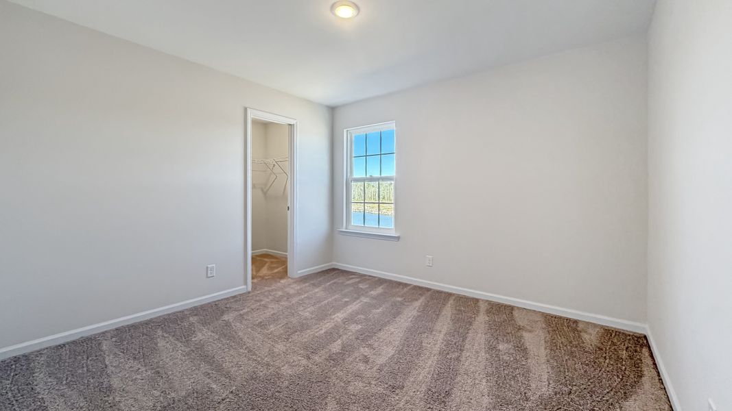 Spacious, unfurnished interior of a new home in Grand Reserve, Hinesville (Image 20).
