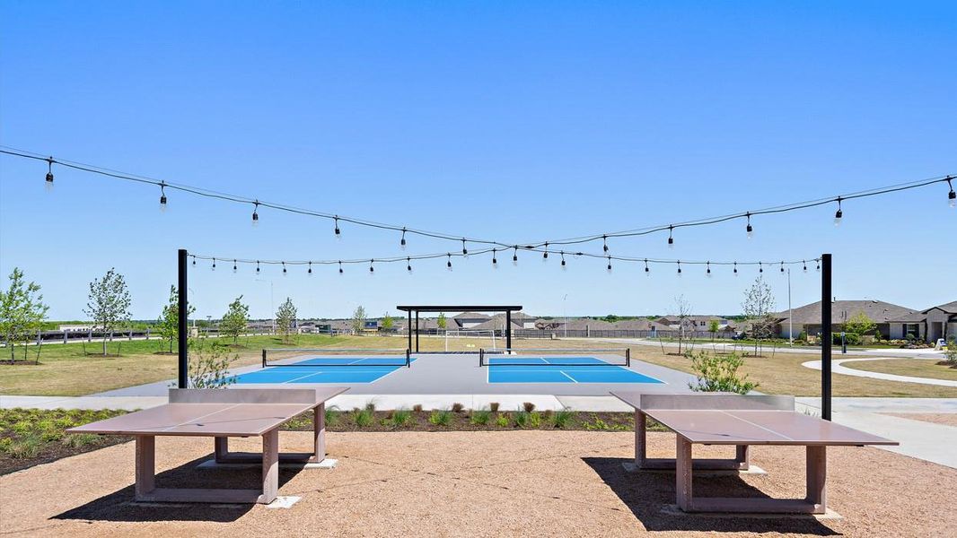 Community amenities in Carillon, Manor (Image 8).