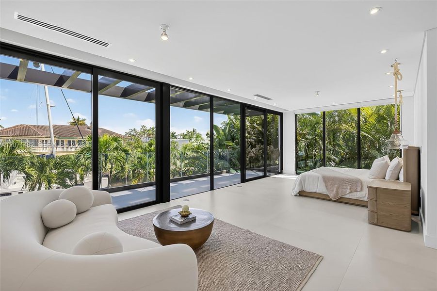 Image 68 of a home in .