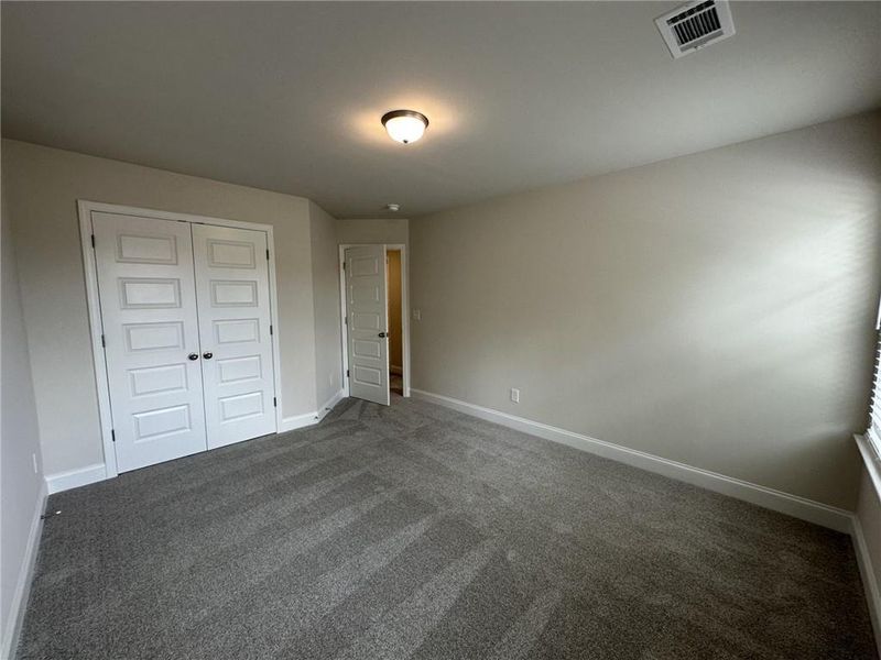 Spacious, unfurnished interior of a new home in Mulberry Summit, Flowery Branch (Image 12).