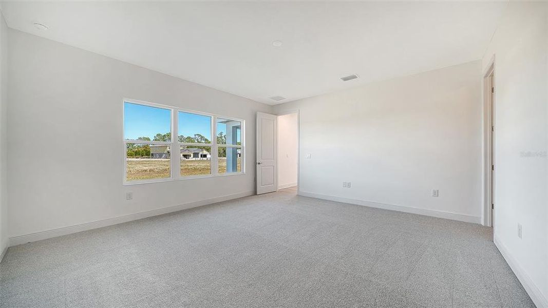 Spacious, unfurnished interior of a new home in Windward, Sarasota (Image 22). Spacious, unfurnished interior of a new home in Windward, Sarasota (Image 22).