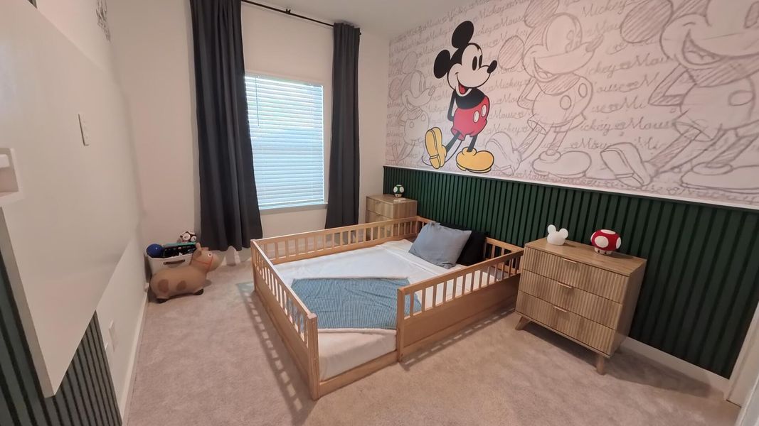 Furnished interior view inside a new home in , Winter Garden (Image 22).