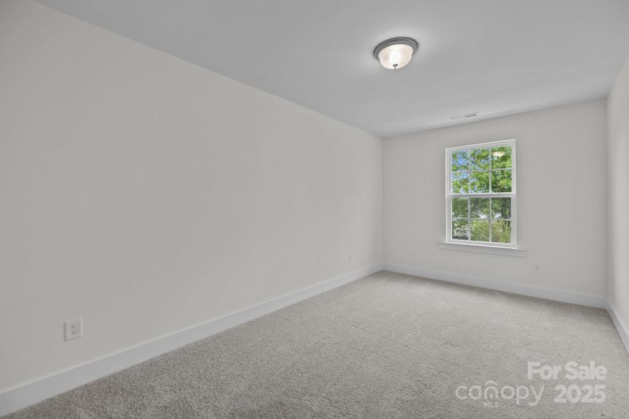 Spacious, unfurnished interior of a new home in Greenway Overlook, Charlotte (Image 19). Spacious, unfurnished interior of a new home in Greenway Overlook, Charlotte (Image 19).