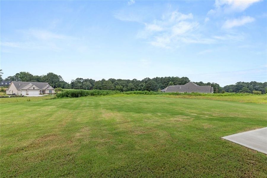 Natural landscape and outdoor views near Soleil Summit Chase in Snellville (Image 47). Natural landscape and outdoor views near Soleil Summit Chase in Snellville (Image 47).