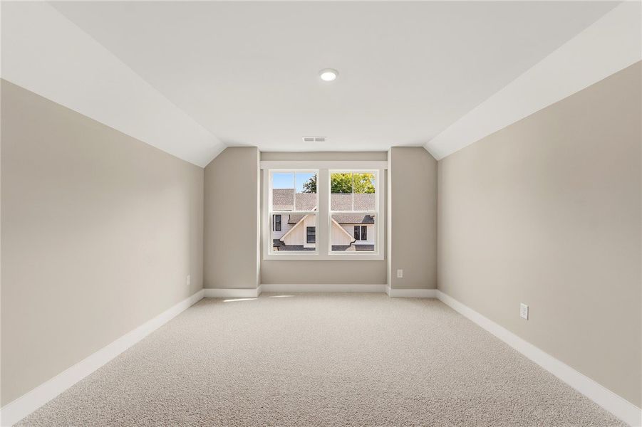 A well-lit bonus room presents endless possibiliti