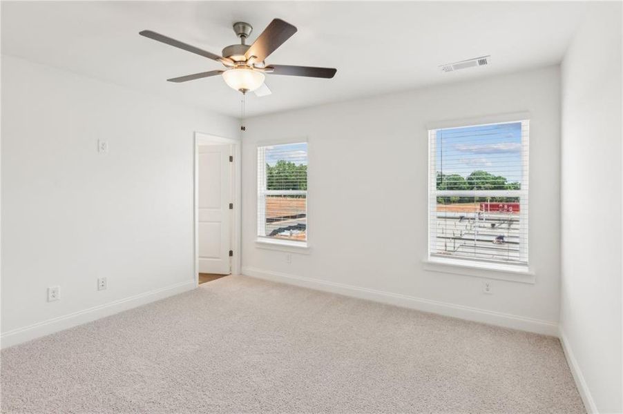 Spacious, unfurnished interior of a new home in , Athens (Image 26).