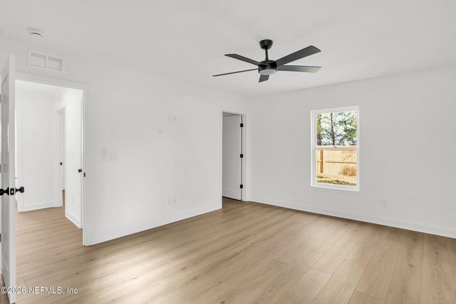 Spacious, unfurnished interior of a new home in , St. Augustine (Image 15).