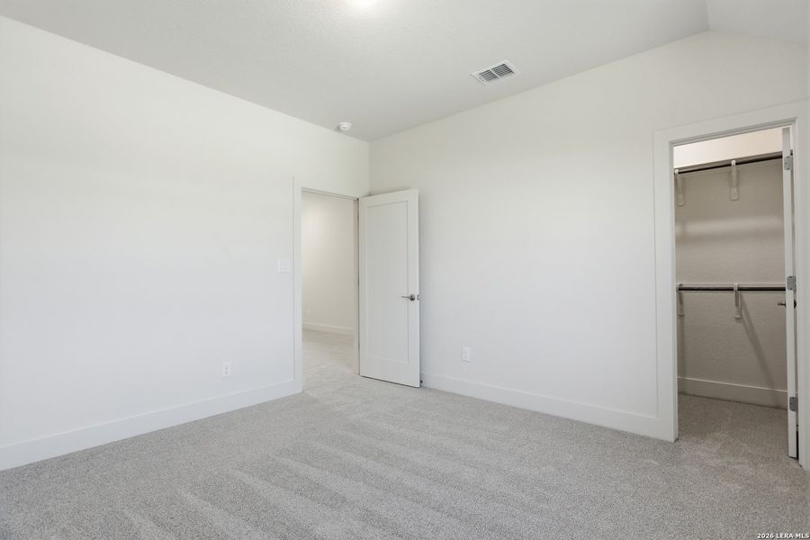 Spacious, unfurnished interior of a new home in Ladera - 50s, San Antonio (Image 42). Spacious, unfurnished interior of a new home in Ladera - 50s, San Antonio (Image 42).