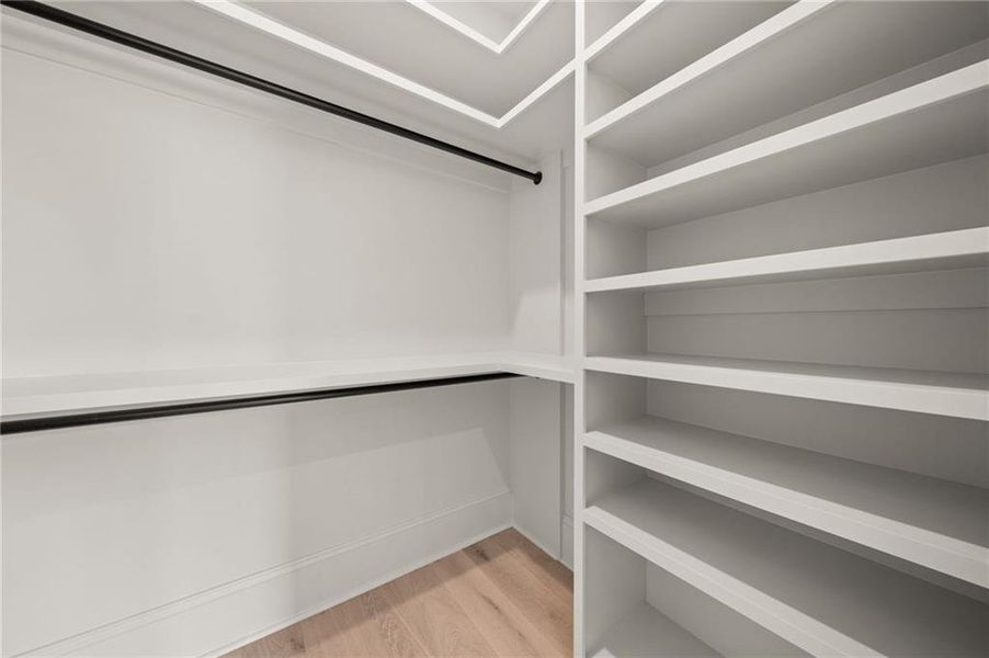 Spacious, unfurnished interior of a new home in , Atlanta (Image 24).