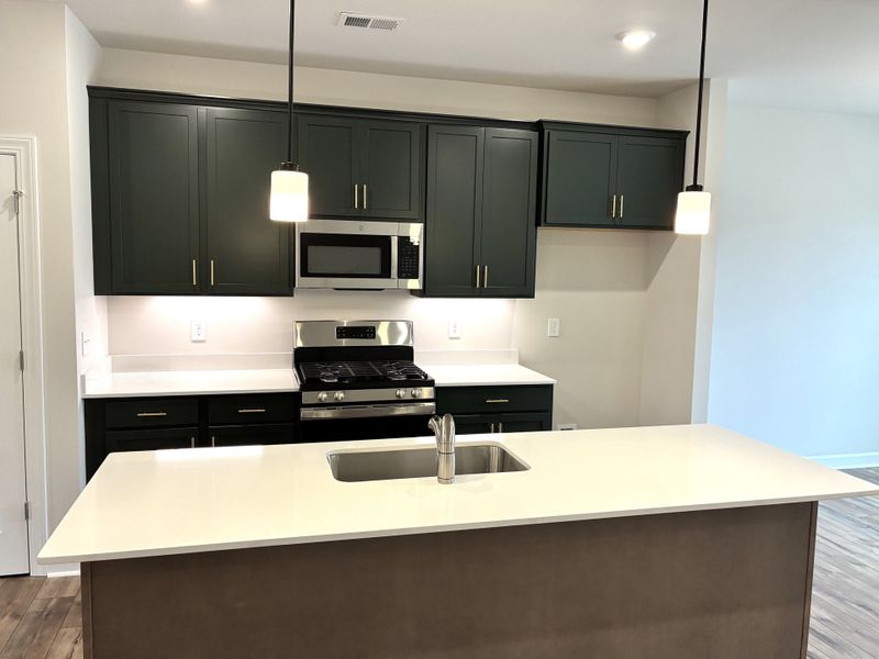 Image 26 of a home in Miller Park.