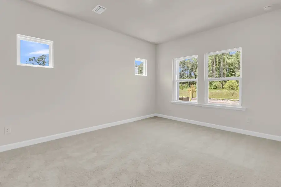 Similar Palmetto floorplan with Serene Collection. Features and finishes vary.