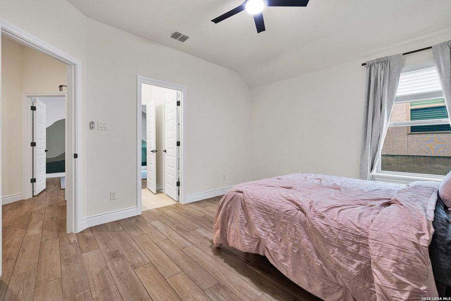 Furnished interior view inside a new home in , Boerne (Image 14).