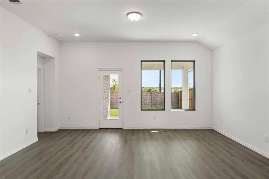 Spacious, unfurnished interior of a new home in Brookshire at Legacy Hills-50s, Celina (Image 26).