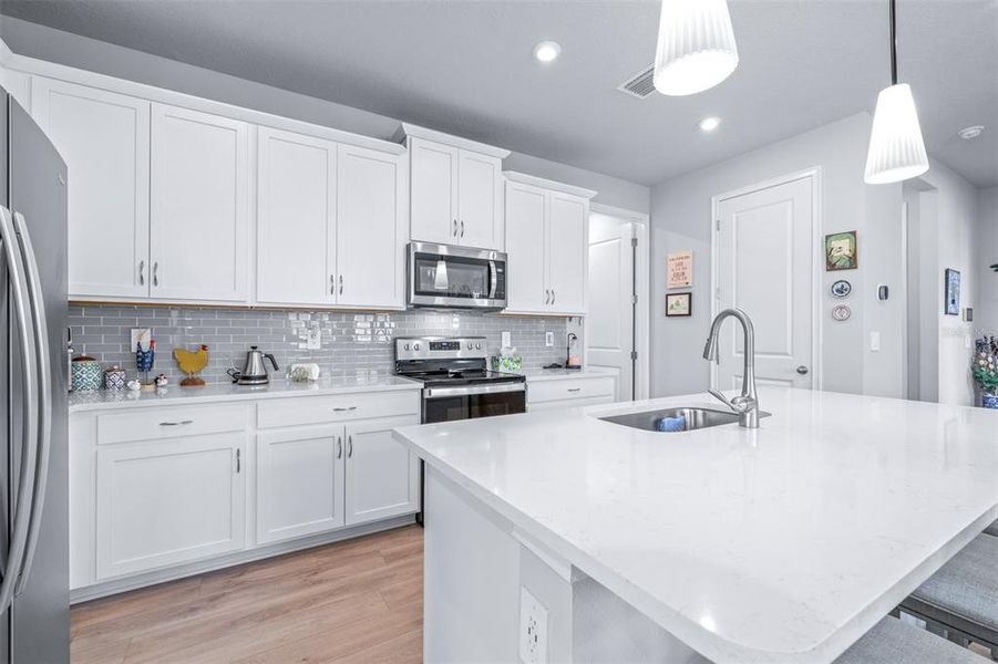 Furnished interior view inside a new home in , Wesley Chapel (Image 13).