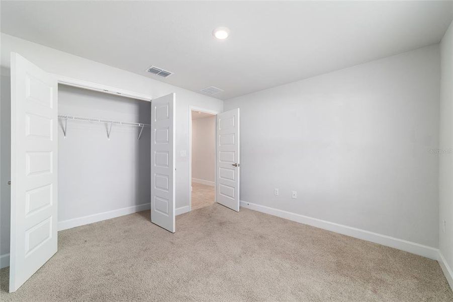 Spacious, unfurnished interior of a new home in Brookhaven, Ocala (Image 50).