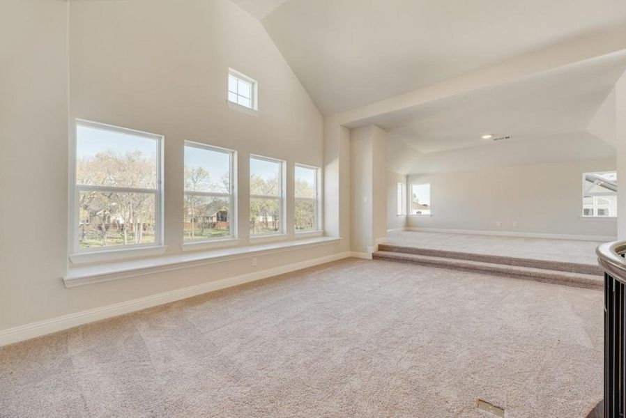 Spacious, unfurnished interior of a new home in Dominion of Pleasant Valley, Wylie (Image 25).