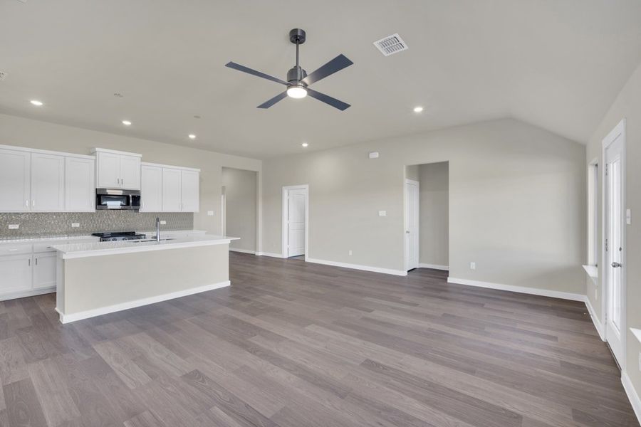 Representative unfurnished interior of a home built from the The Amherst by Lillian Custom Homes in Tabor Ranch, Ponder (Image 14). Representative unfurnished interior of a home built from the The Amherst by Lillian Custom Homes in Tabor Ranch, Ponder (Image 14).