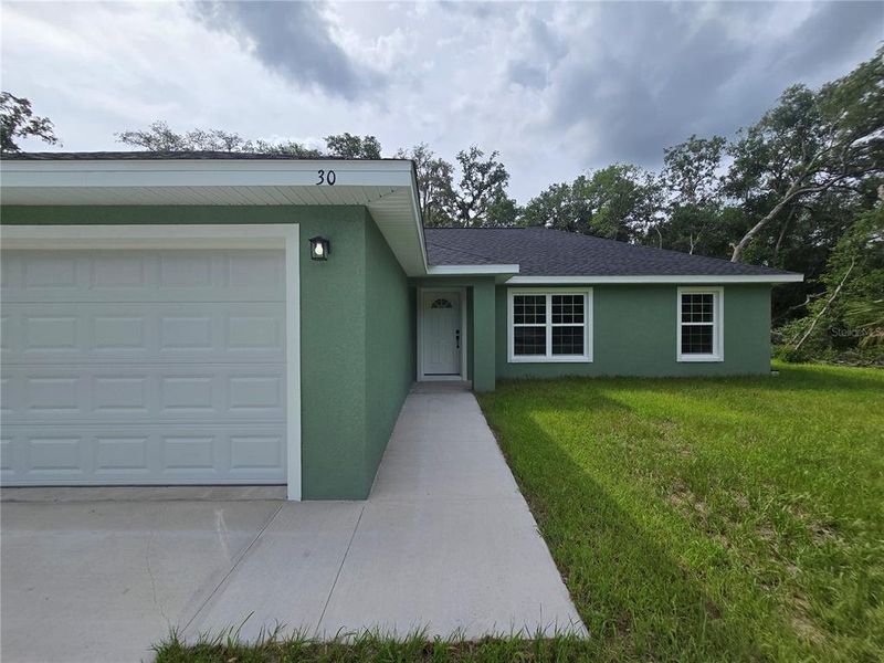 Exterior details and patio area of a home in , Ocklawaha (Image 24). Exterior details and patio area of a home in , Ocklawaha (Image 24).