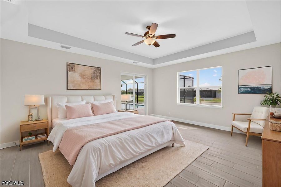 Furnished interior view inside a new home in Cape Coral, Cape Coral (Image 6).