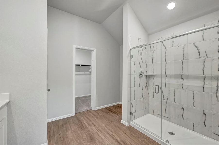 Spacious, unfurnished interior of a new home in ValleyBrooke, Mesquite (Image 35).