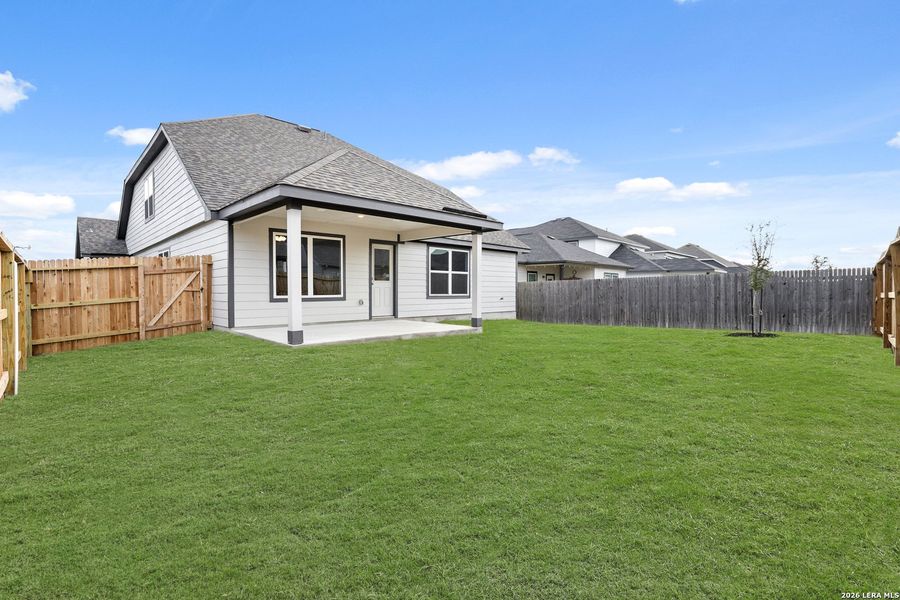 Exterior details and patio area of a home in Swenson Heights, Seguin (Image 17).