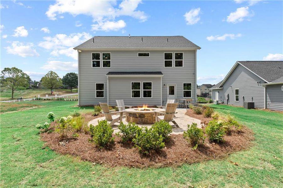 Exterior details and patio area of a home in , Villa Rica (Image 1). Exterior details and patio area of a home in , Villa Rica (Image 1).