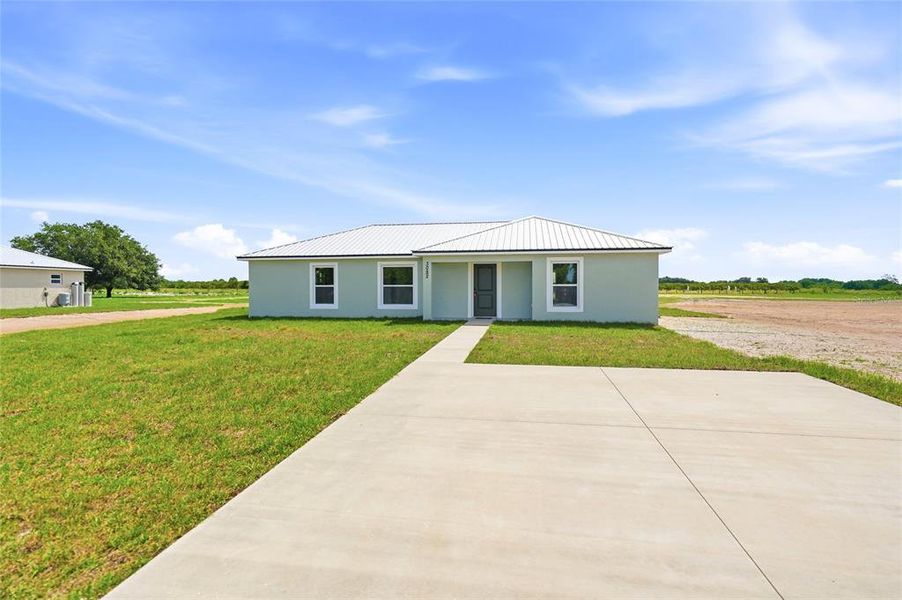 Exterior details and patio area of a home in , Arcadia (Image 29).