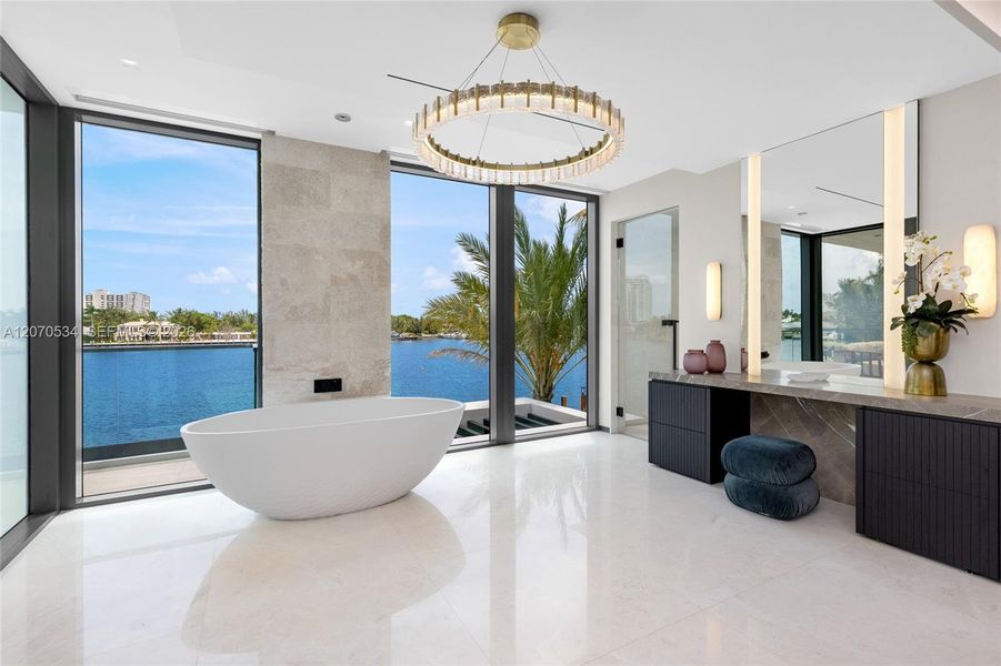 Furnished interior view inside a new home in , Fort Lauderdale (Image 9).