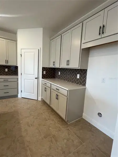 Furnished interior view inside a new home in Hills of Minneola, Minneola (Image 8). Furnished interior view inside a new home in Hills of Minneola, Minneola (Image 8).