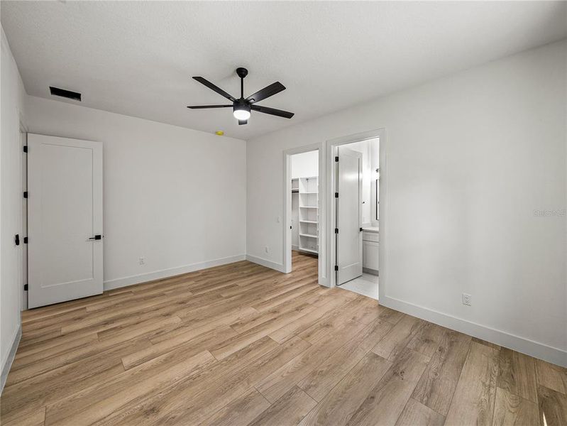Spacious, unfurnished interior of a new home in , Dade City (Image 50). Spacious, unfurnished interior of a new home in , Dade City (Image 50).