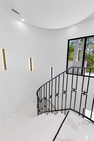 Image 62 of a home in .