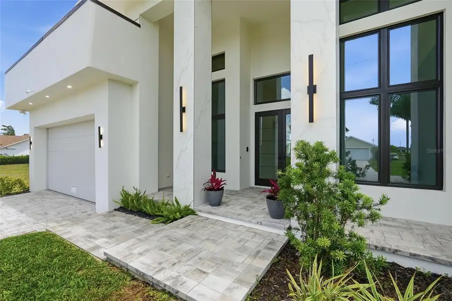 Exterior details and patio area of a home in , Cape Coral (Image 3).