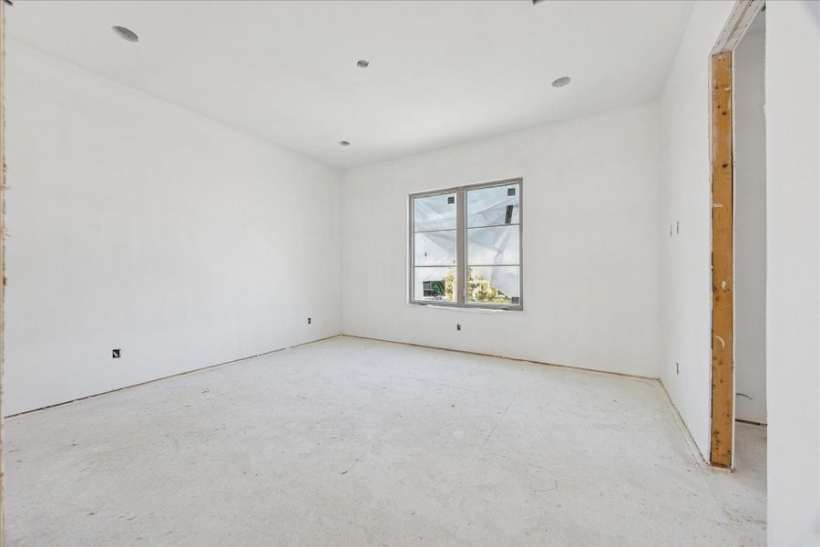 Image 31 of a home in .