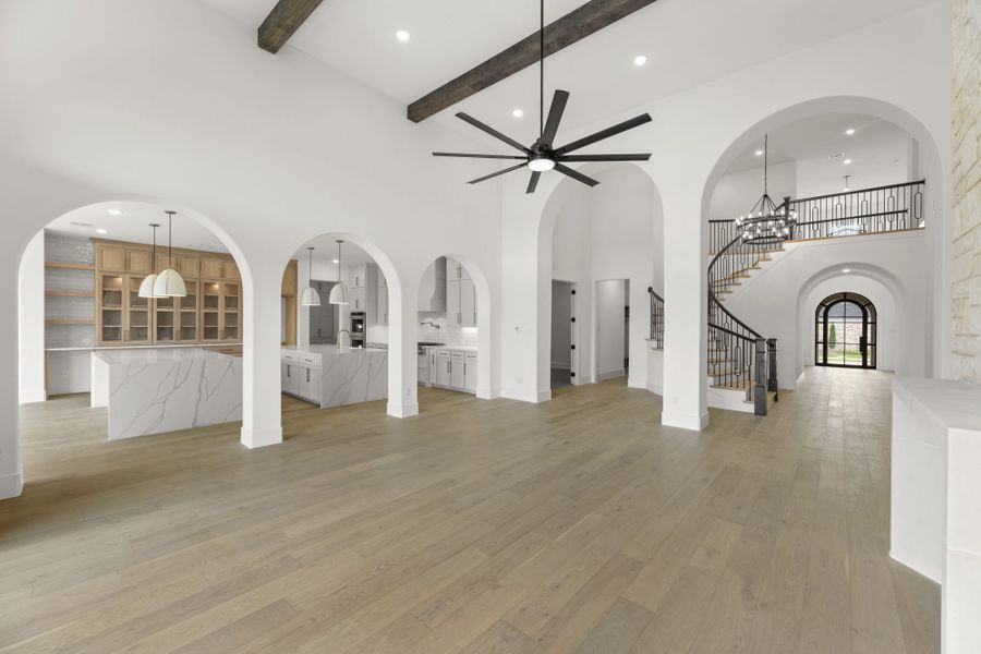 Representative unfurnished interior of a home built from the 7061 by Tradition Homes in Mustang Lakes, McKinney (Image 21).