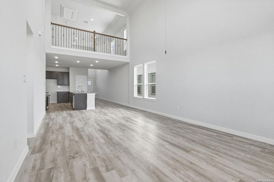 Spacious, unfurnished interior of a new home in Red Hawk Landing, San Antonio (Image 18).