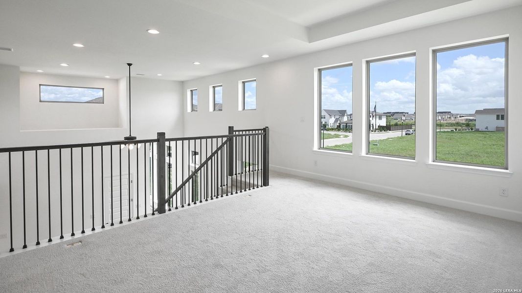 Spacious, unfurnished interior of a new home in Solms Landing, New Braunfels (Image 24).
