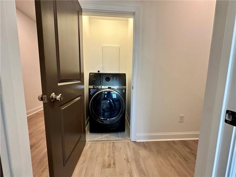 Standard Energy Star Certified GE Profile Ultrafast Combo Washer & Dryer *Images shown are from a decorated model of the same floor plan. Design selections and color packages will vary by home.*