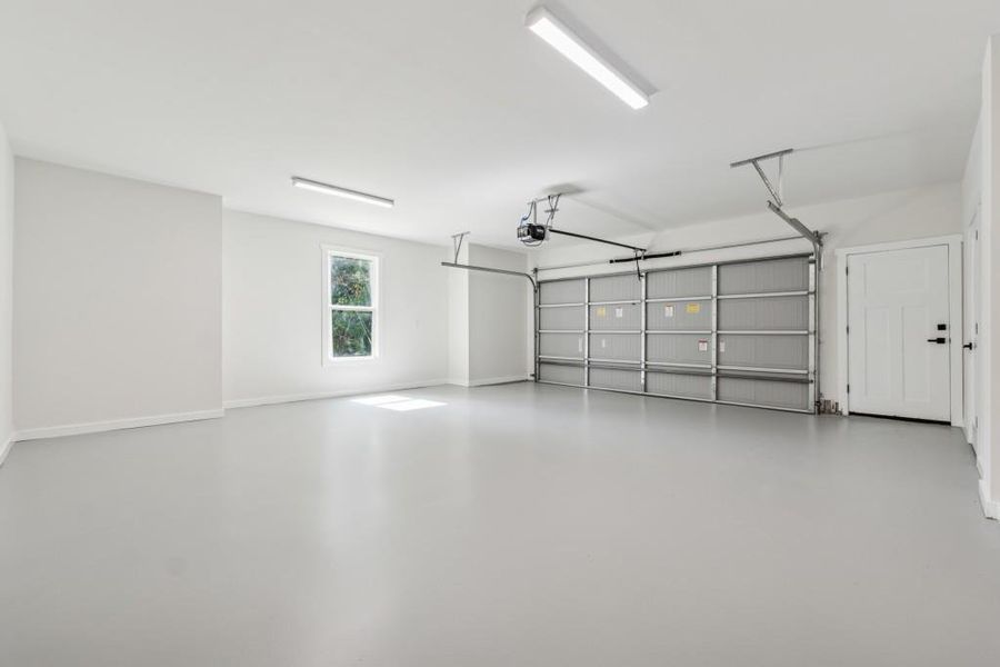 Spacious, unfurnished interior of a new home in , Woodstock (Image 36).