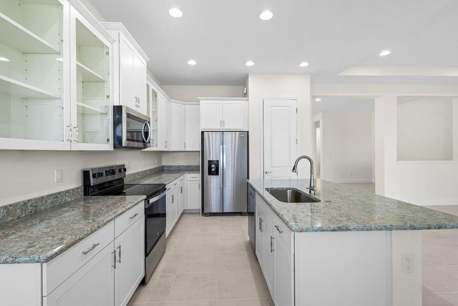 23_1418423 23_1418423