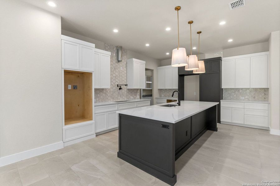 Furnished interior view inside a new home in , Wimberley (Image 3).