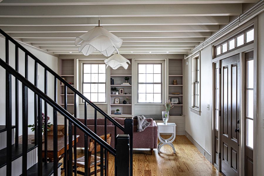 Image 10 of a home in .