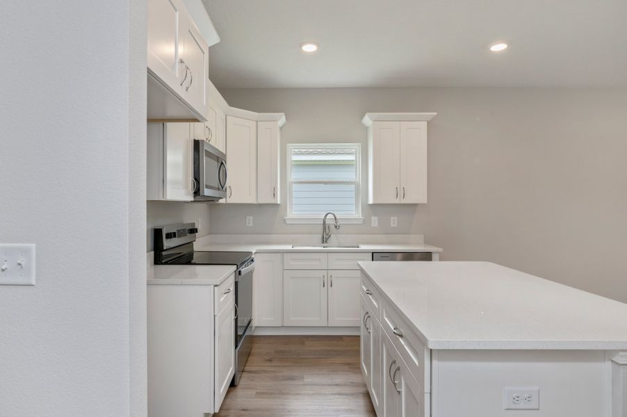 Representative furnished interior of a home built from the Scarlett by CJL Homes in Barton's Bend, Crestview (Image 8). Representative furnished interior of a home built from the Scarlett by CJL Homes in Barton's Bend, Crestview (Image 8).