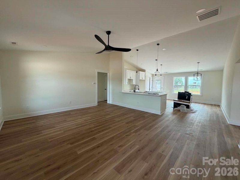 Spacious, unfurnished interior of a new home in , Salisbury (Image 5).