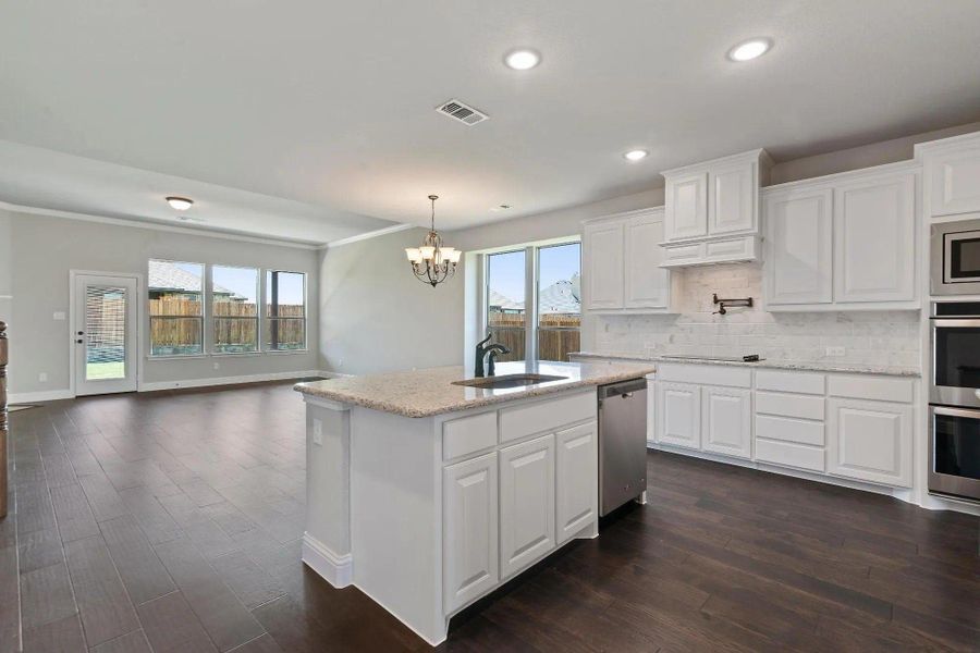 Kitchen | Concept 3015 at Silo Mills - Signature Series in Joshua, TX by Landsea Homes