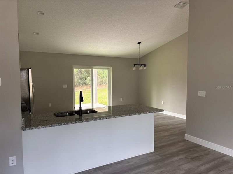 Spacious, unfurnished interior of a new home in , Dunnellon (Image 24).