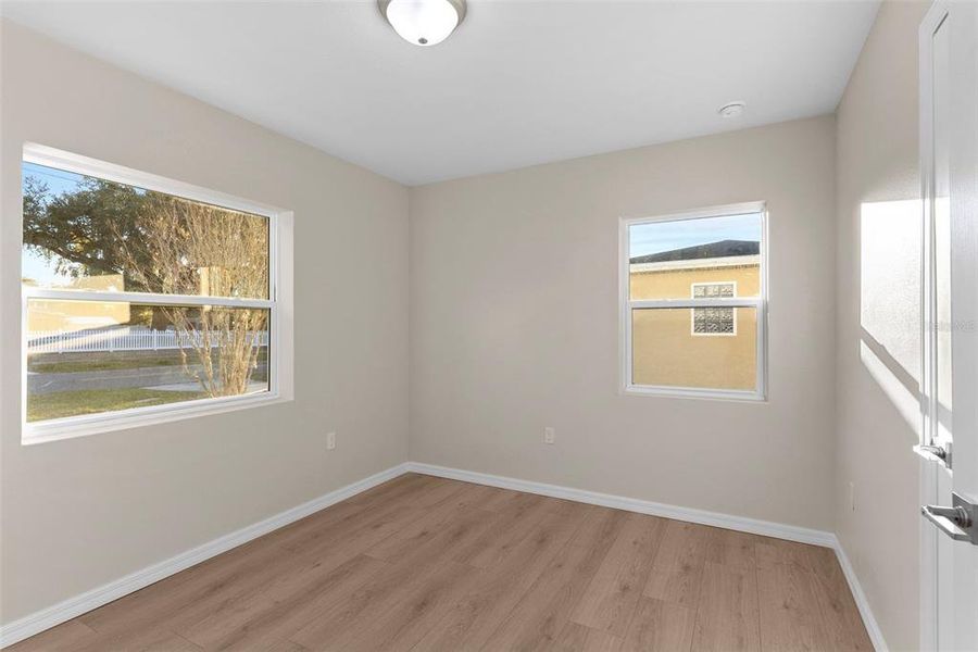 Spacious, unfurnished interior of a new home in , Auburndale (Image 21).