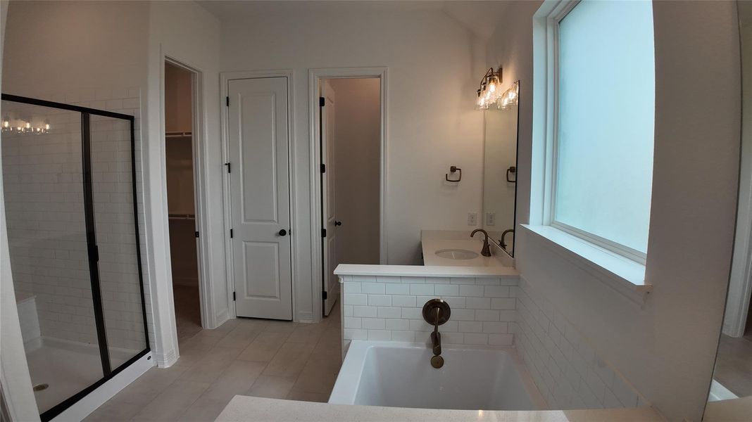 Furnished interior view inside a new home in Wildrye, Waller (Image 6).